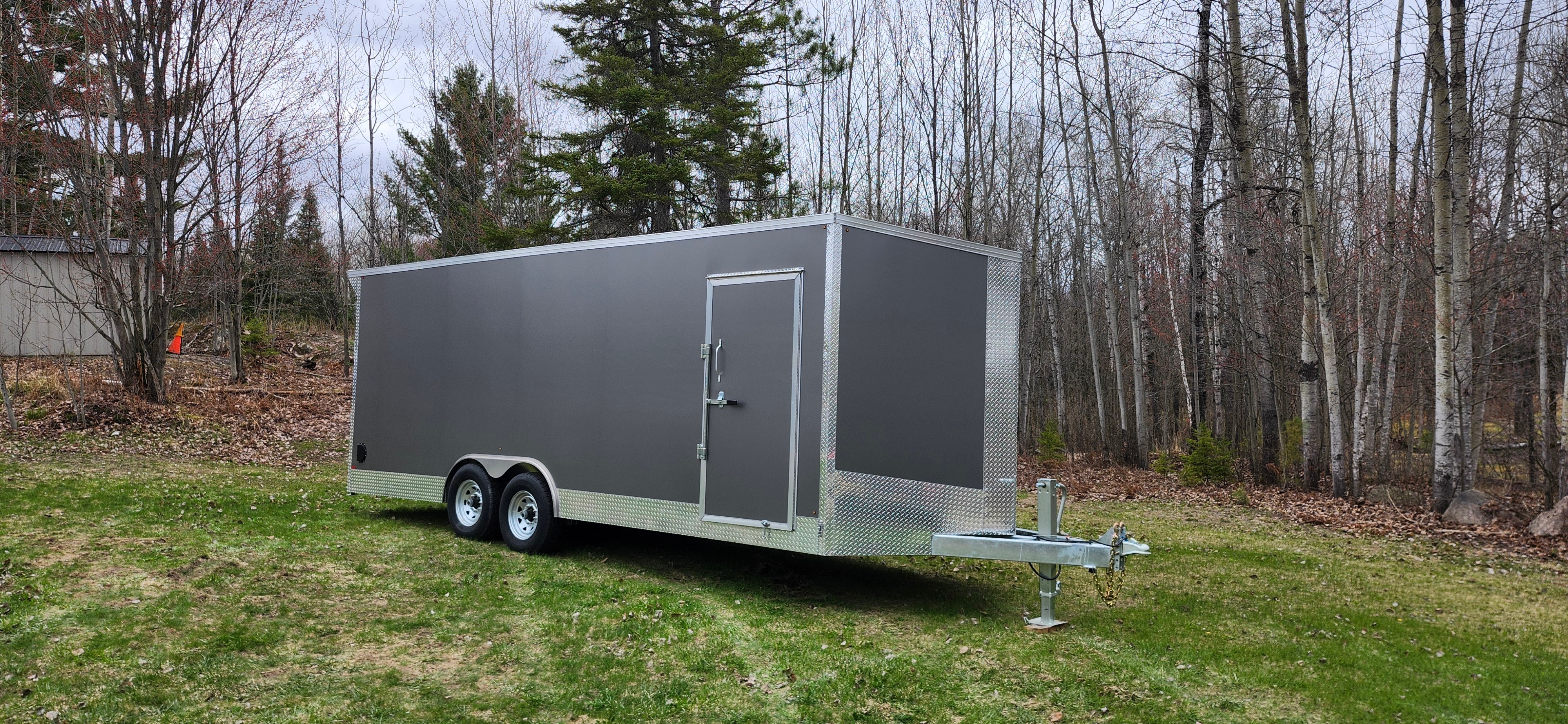 22ft Enclosed Trailer view 4