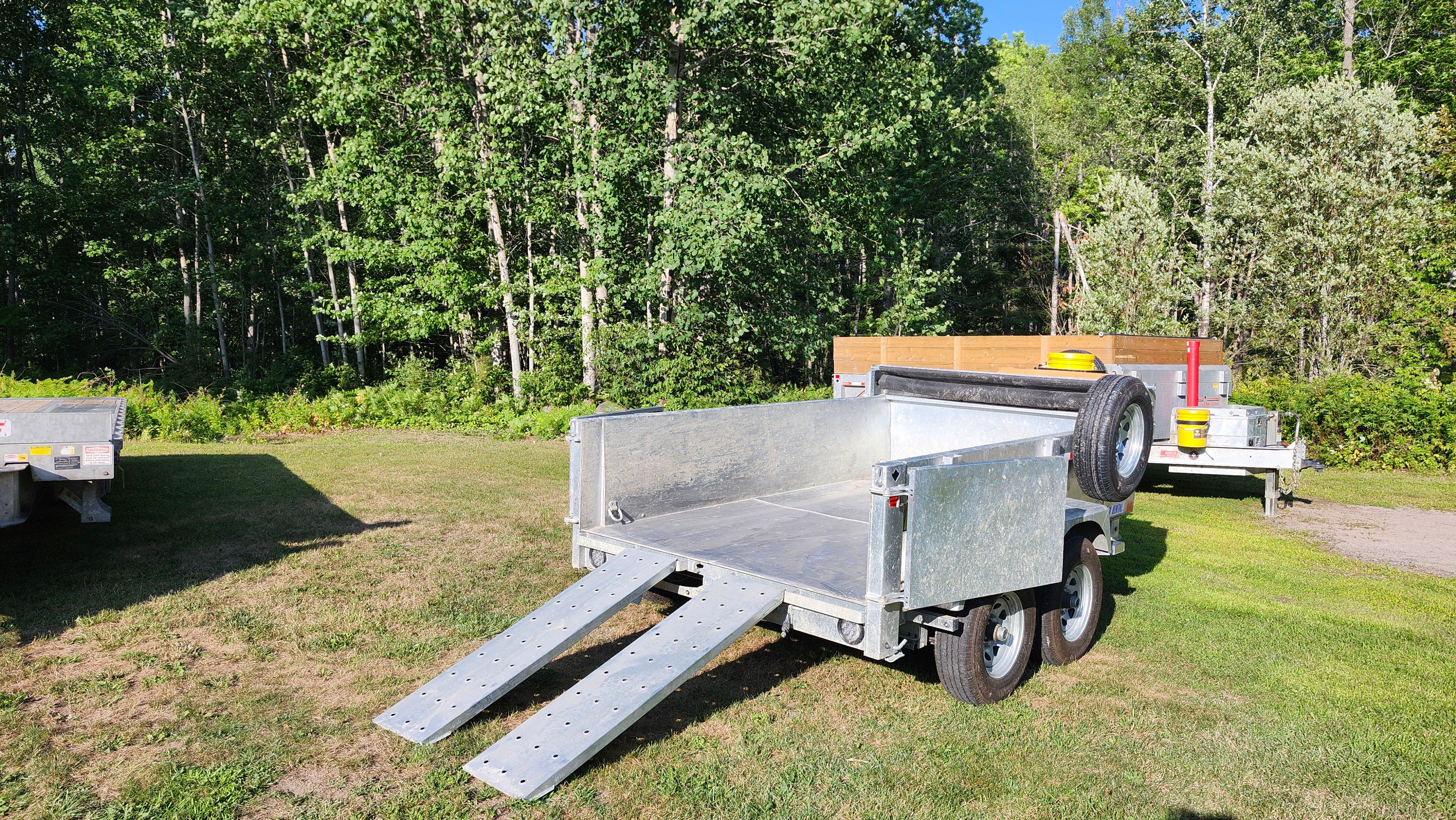 72" x 10' Dump Trailer view 3